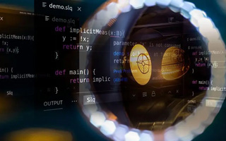 德宏 api php源码,下载的php源码怎么运行呢？